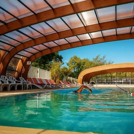 キャンプ場 Evasion Premium Confort 4 Etoiles Clim, Ch Parentale, 2 Sdb, 2wc Lège-Cap-Ferret