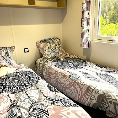 Mobilhome 7 Personnes Climatise - 4 Etoiles *